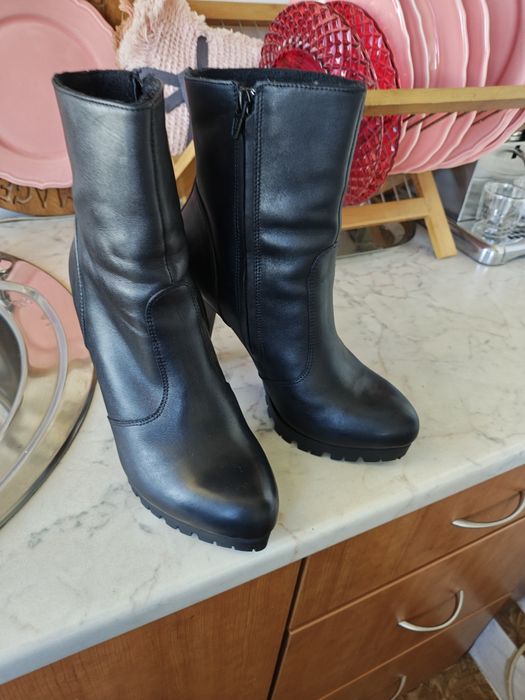 Дамски полуботи с платформа.Естествена кожа!