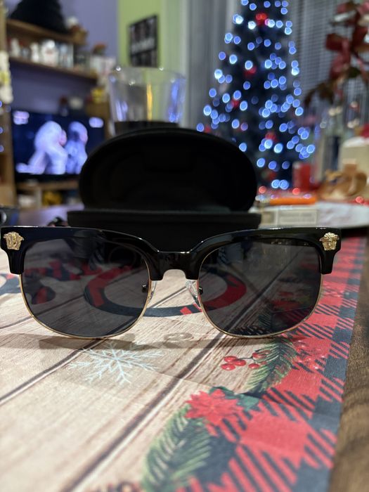 Слънчеви очила.