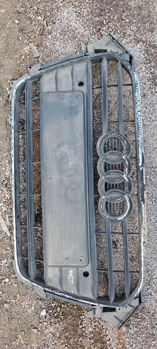 Решётка радиатора ауди а4 в8