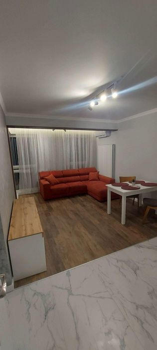 Дава се под наем Двустаен апартамент в София, Дружба 2 - 75 кв.м за 662.49 € - Снимка #1