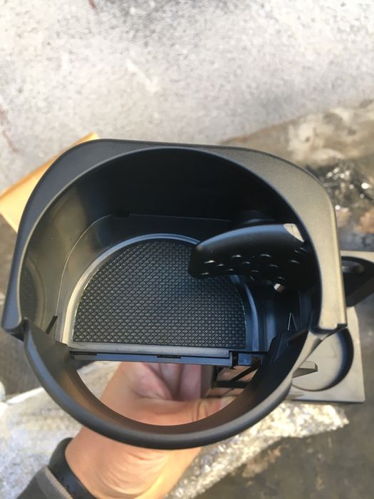Намалям!Cup Holder-Mercedes W211,C219CLS/E-class(поставка за чаша)