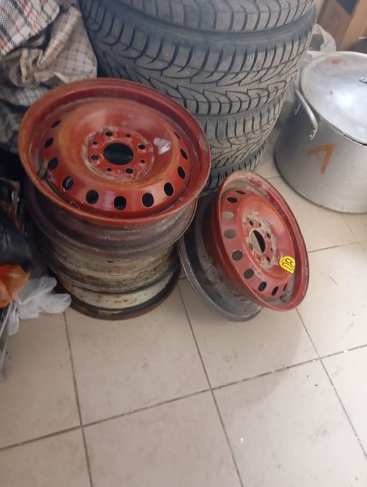 Продам диски.   .