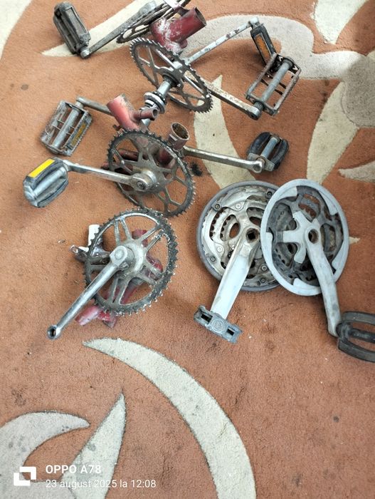 Diferite piese pentru Biciclete
