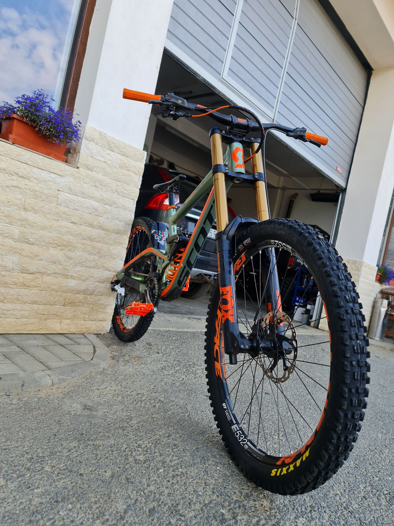 Bicicleta downhill online scott