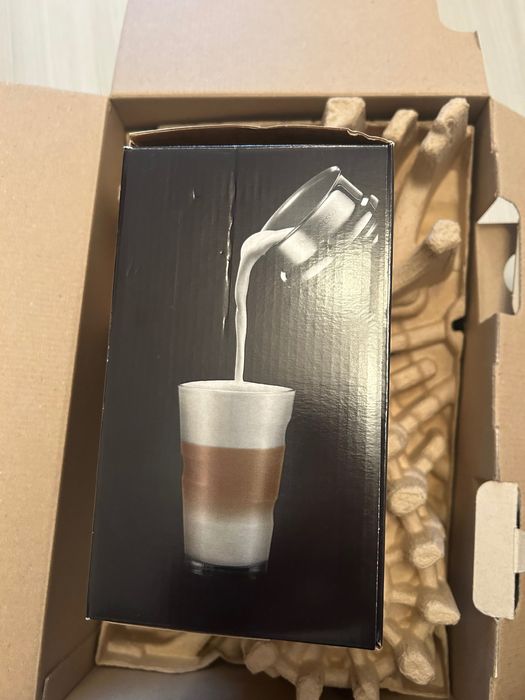 Кафемашина с капсули Nespresso by DeLonghi
