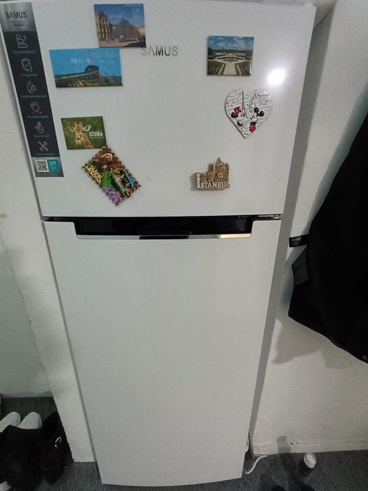 Frigider cu congelator