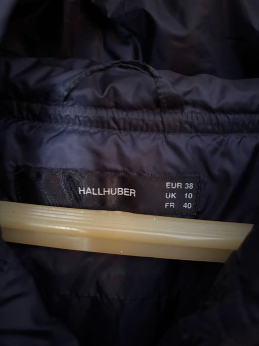 Черно дълго яке Hallhuber