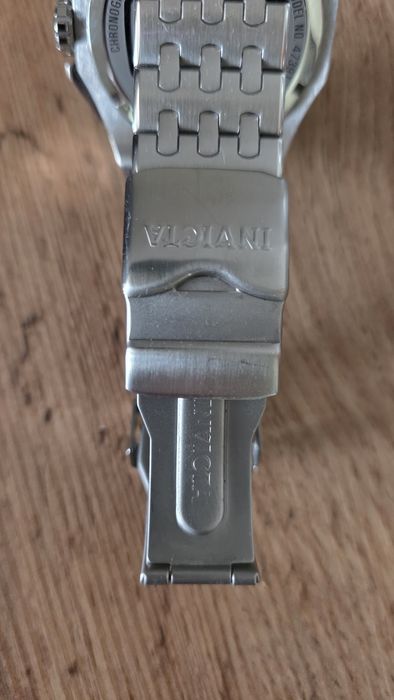 НОВ Часовник INVICTA Akula 48 мм