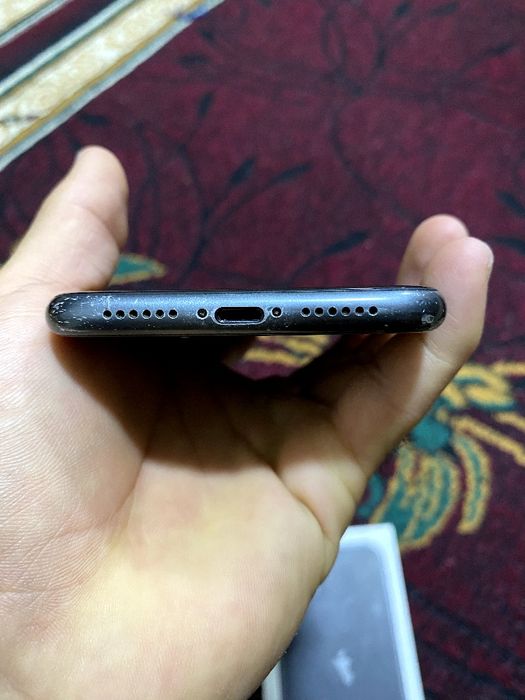 Iphone  11 128 talik ochilmagan