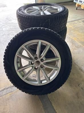 Set roti Range Rover