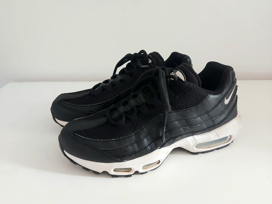 Nike Air max 95 , 40 номер стелка 25см.Реално 39