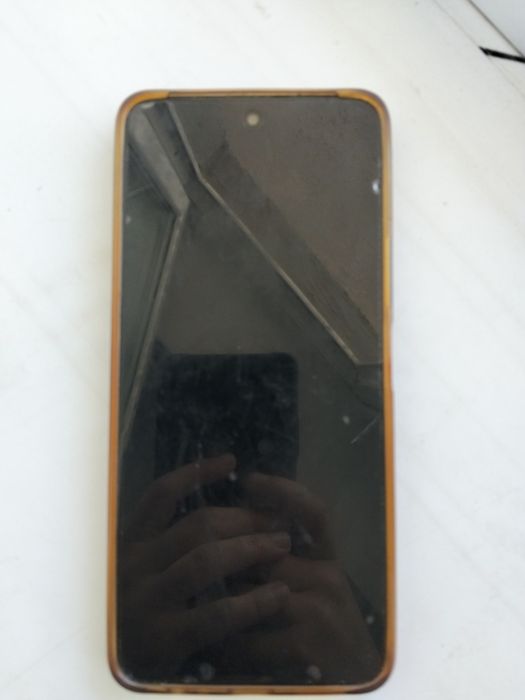 Срочно продам телефон Vivo y28