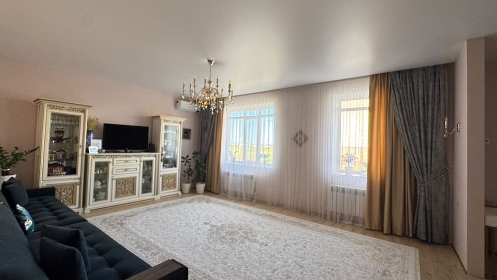 Продам 3х к.кв, общ.пл 133 кв.м.