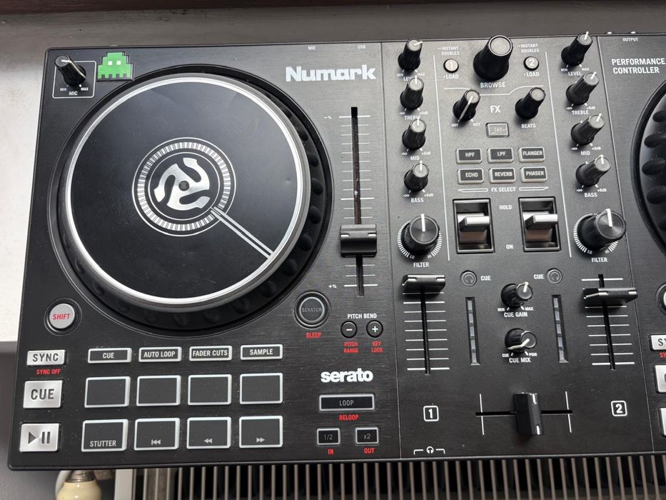 Consola DJ Numark  Mixtrack Pro Fx