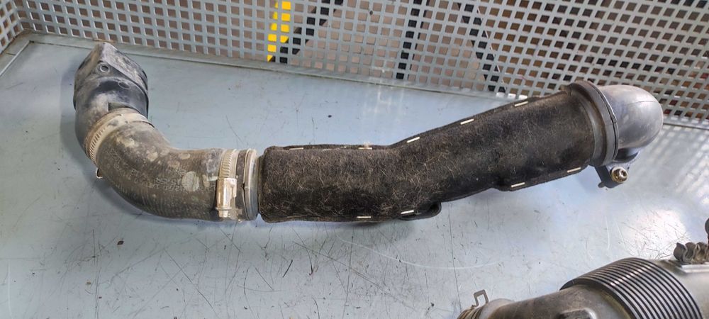 Tubulatura aer volkswagen vw touran 2 DFE 2.0 150 cp