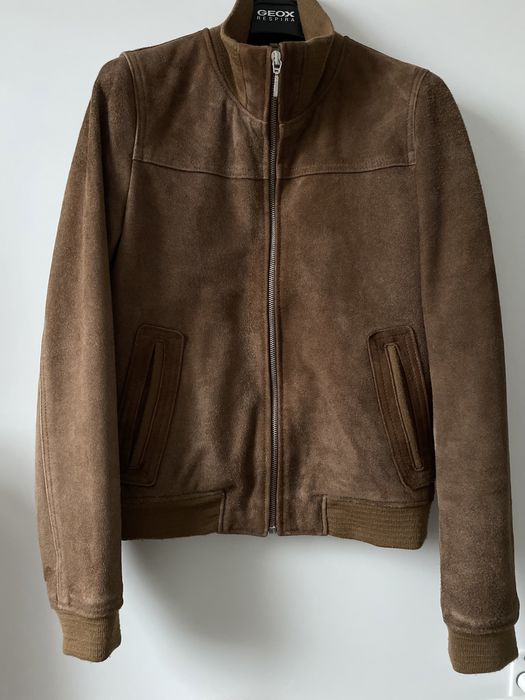 Geaca bomber din piele intoarsa