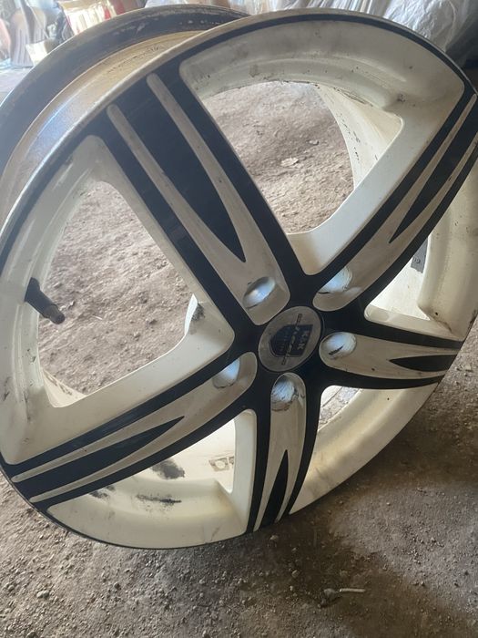 Срочно продам диски