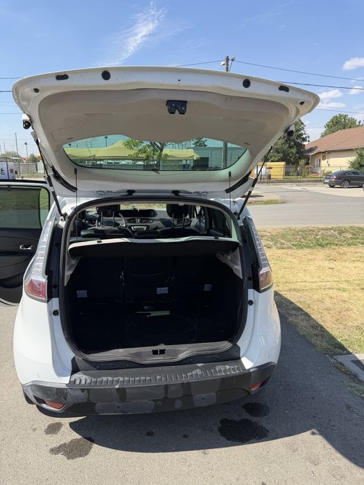 Renault Scenic Facelift 2012