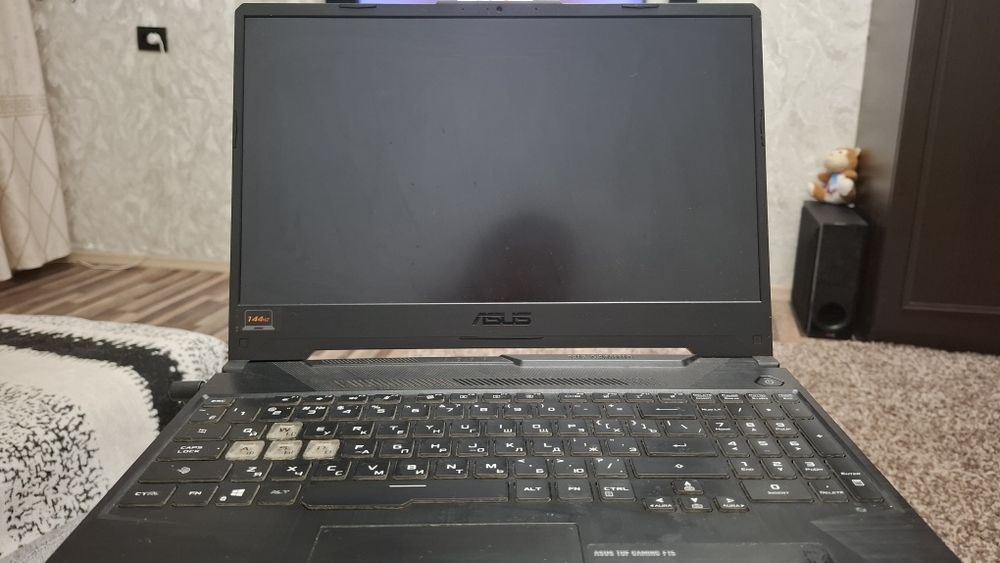 Продам игровой ноутбук