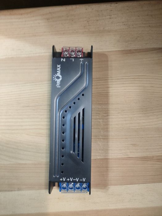 Продам блок питания 24в