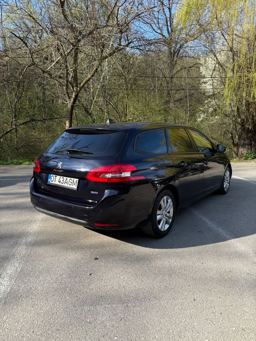 Peugeot 2016 308 SW Executive Blue HDI