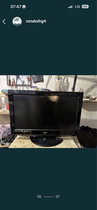 Ceas suspendat cu pendula