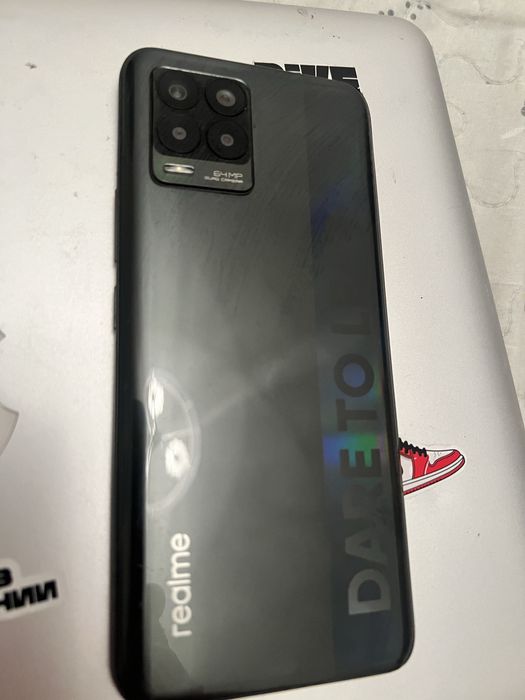 Realme 8 128 gb Ram 6 + 6 gb