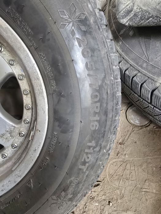 Зимние болоны с дисками на джип