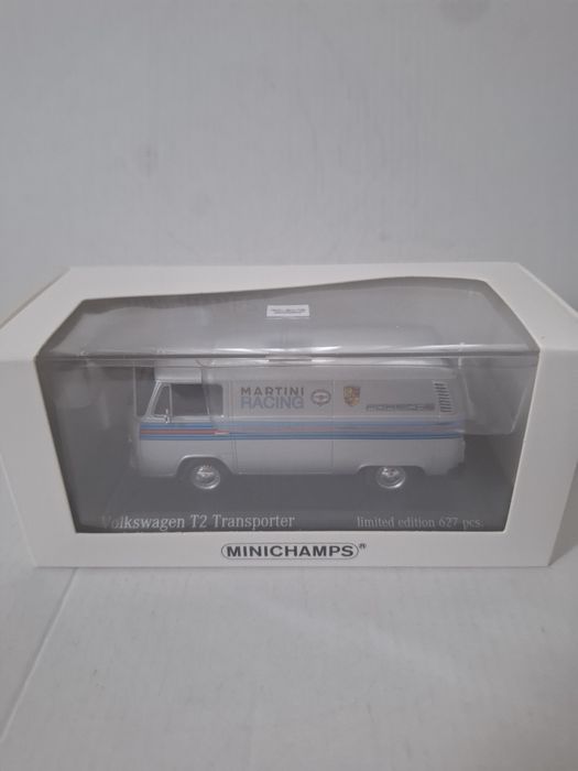 Minichamps 1:43 VW T2 Transporter Martini Racing Limited Edition – чисто нов