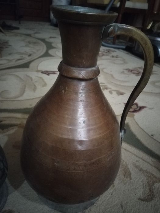 Старинные кувшины 20 века