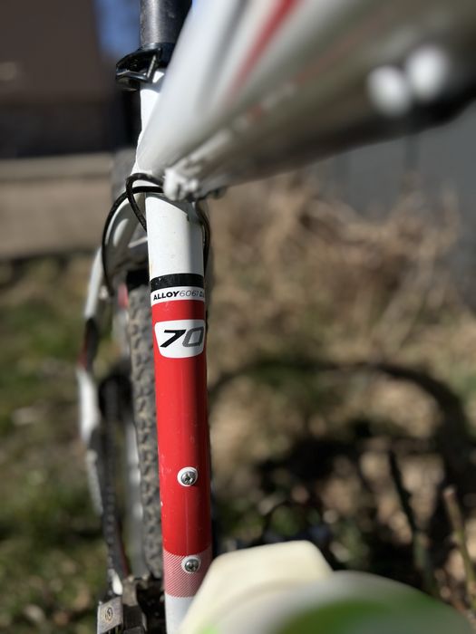 bicicleta acott scale 70