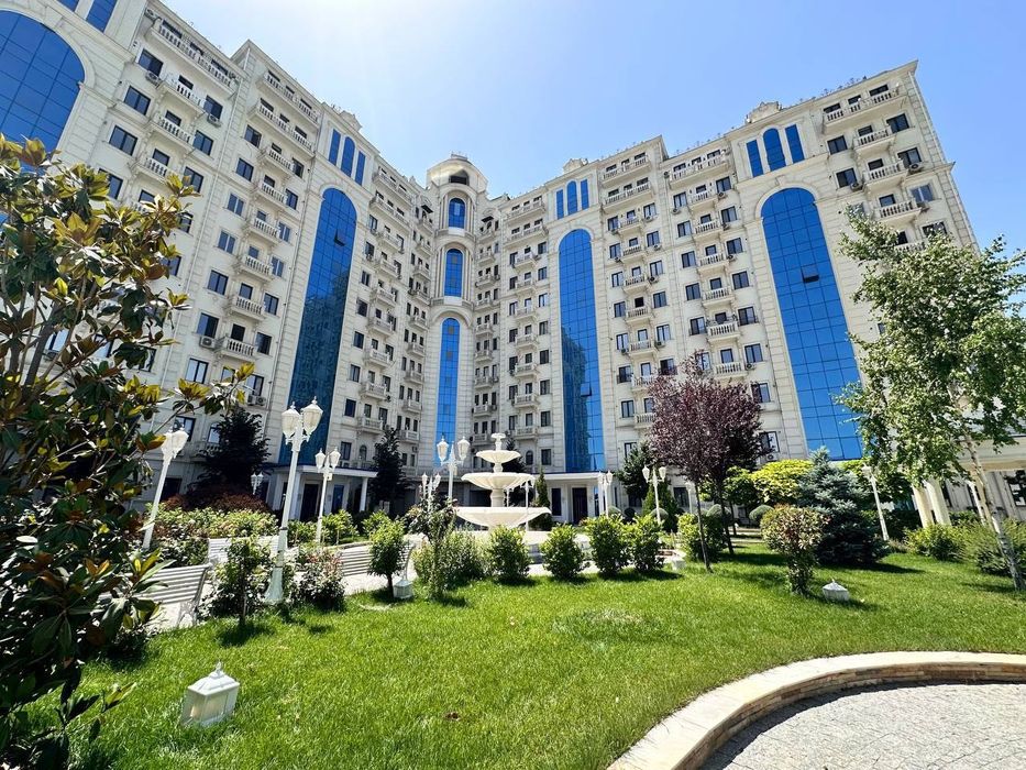 Лондон Продается 7 комнатная квартира коробка ул.Новомосковская
