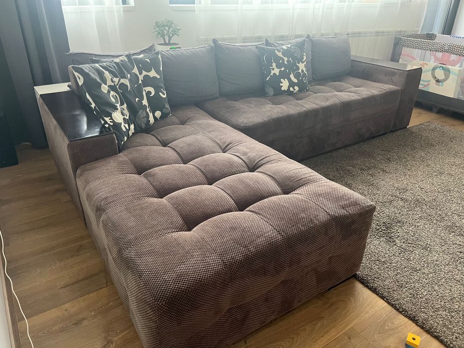 Резервиран - Продавам ъглов диван, разтегаем