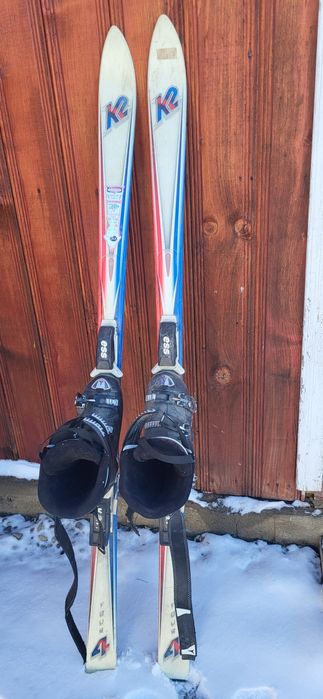 Ski-uri si clapari Atomic