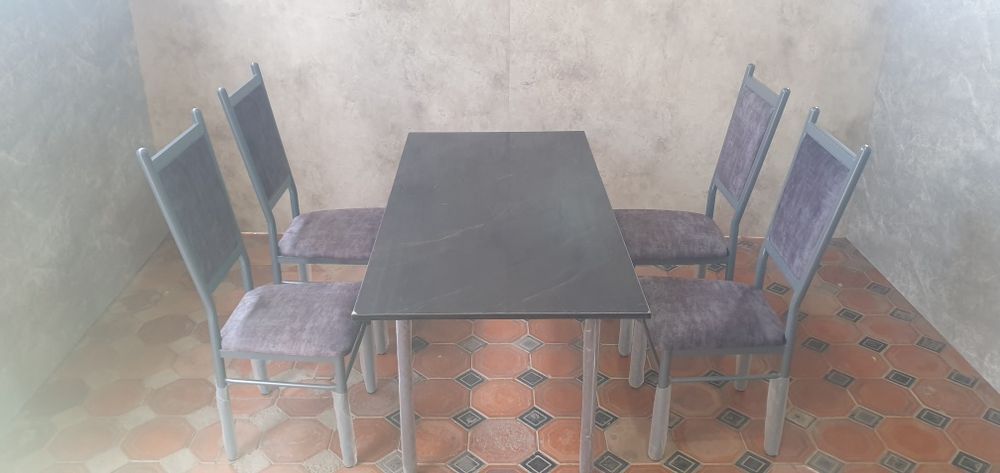 Sifatli  metal stol stullar