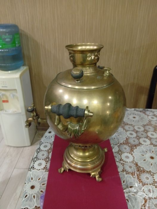 Самовар Царский.
