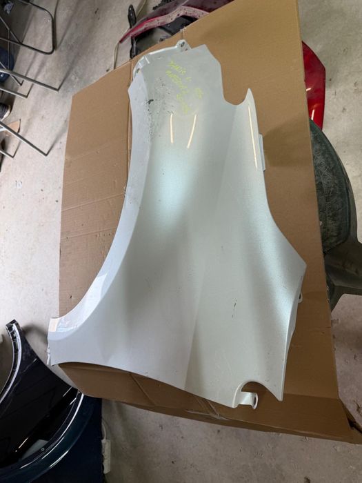 Aripa stanga fata Toyota Yaris Mazda 2 2020/2021/2022/2023/2024