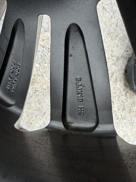 Джанти с гуми 19 цола за Audi A4 A6 А8