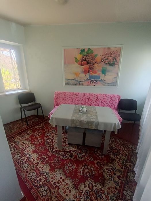 Юнусабад 4 - 2/2/4 кирпич 77 серия