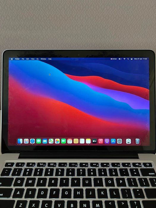 MacBook Pro (13" 256GB SSD 8GB Ram Mid 2014)