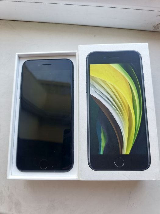 iPhone se 2020год