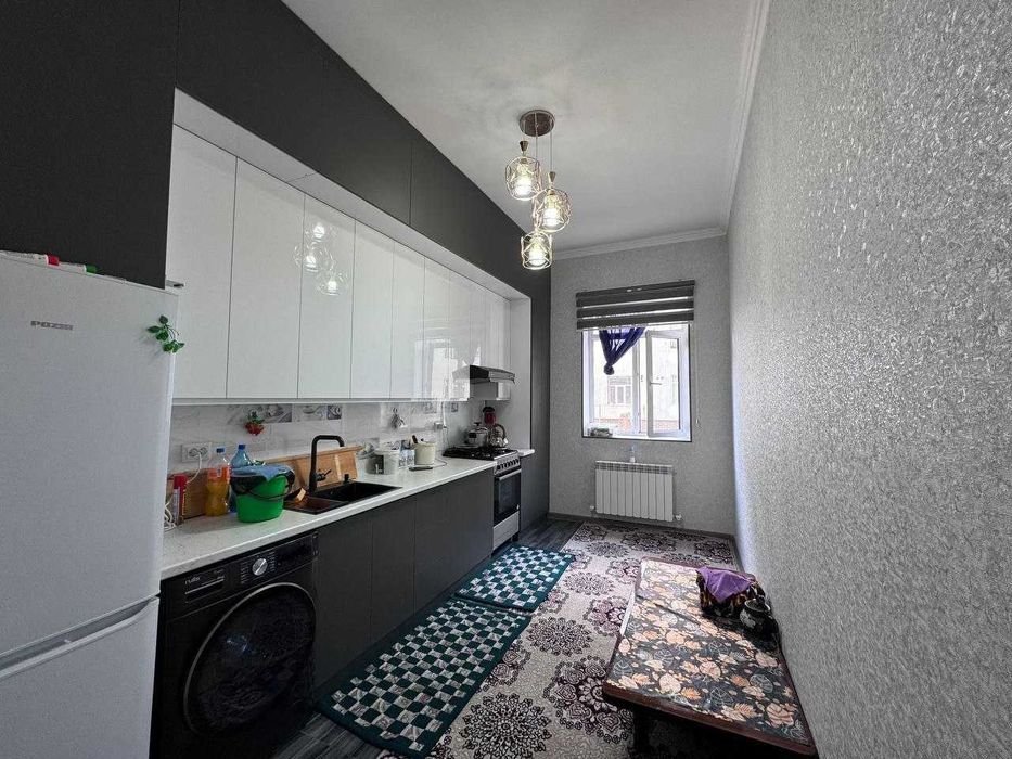 3 хоналик квартира 1 кават + подвал кирпичный дом, 7 микр, тест марказ