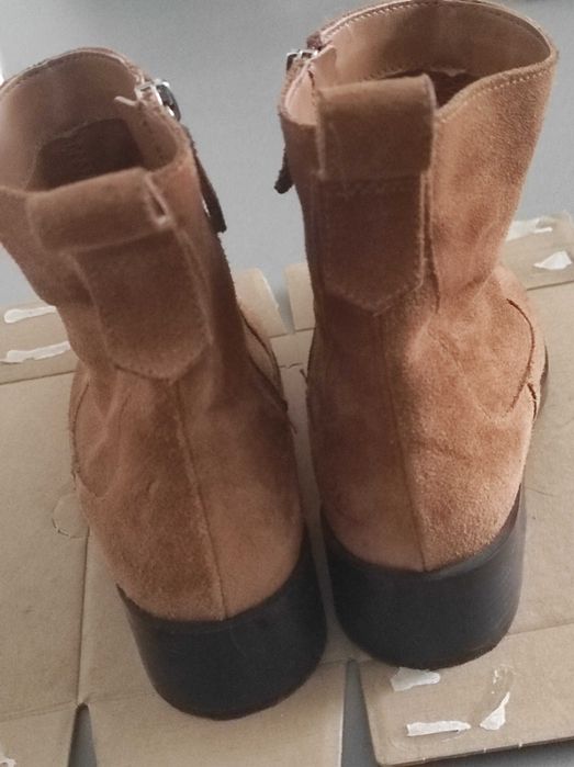 Papuci Zara 37 piele naturală întoarsă