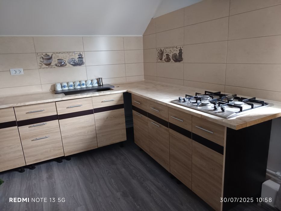 Bucătărie Nouă Dulap cu sertare și Dulap de Baie