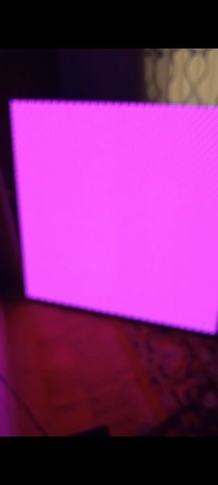 Монитор сотилади ишлаб турибди