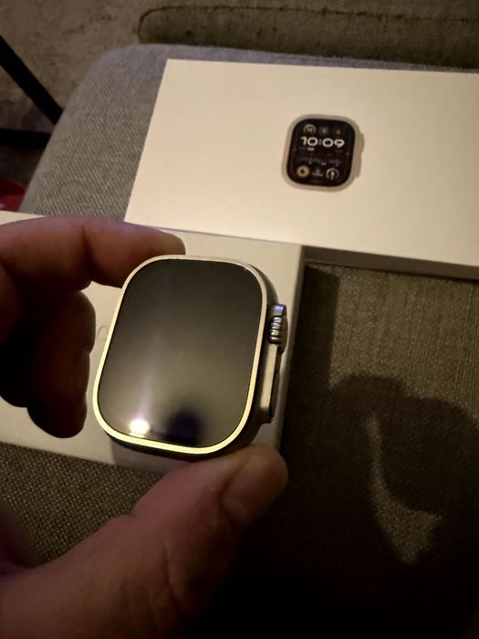 Apple Watch Ultra 2 49mm Titanium