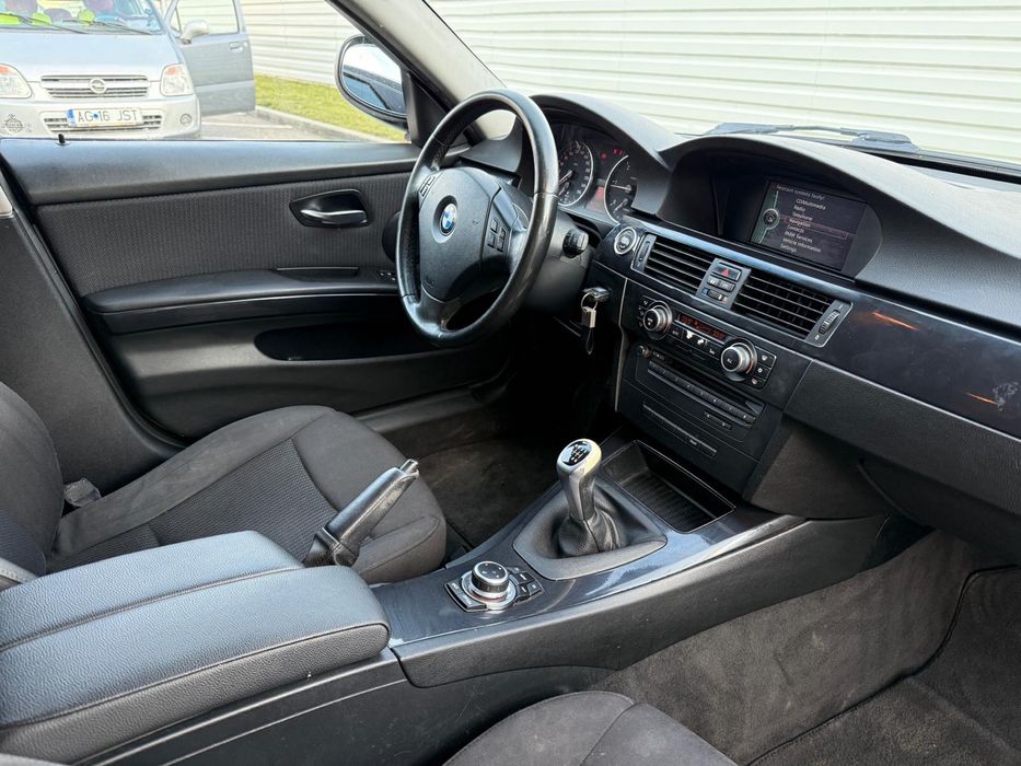 BMW Seria 3 E90 LCi 2009 / 2.0d/ Pachet M/ Euro 5