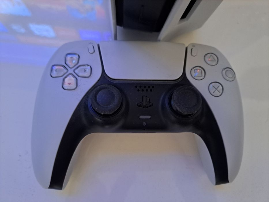 Consola PS5  disk edition 825GB plus gamepad Sony original