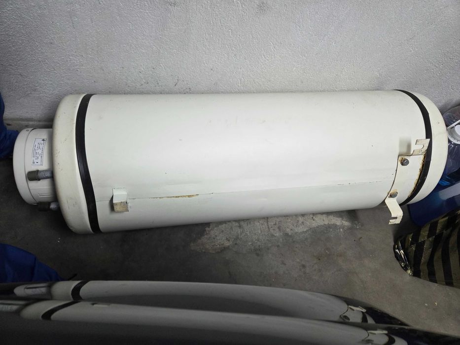 Бойлер - нов,80л,1000W,Елпром Варна,с кашон