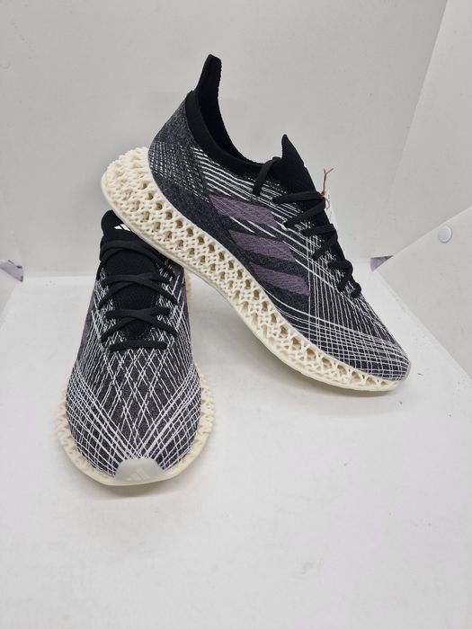 Adidas 4DFWD X Strung nr. 39 1/3,40,40 2/3